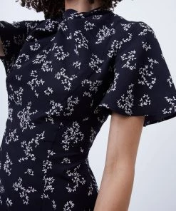 French Connection Sale Ansa Bruna Crepe Twist Neck Dress 8 French Connection Sale Ansa Bruna Crepe Twist Neck Dress