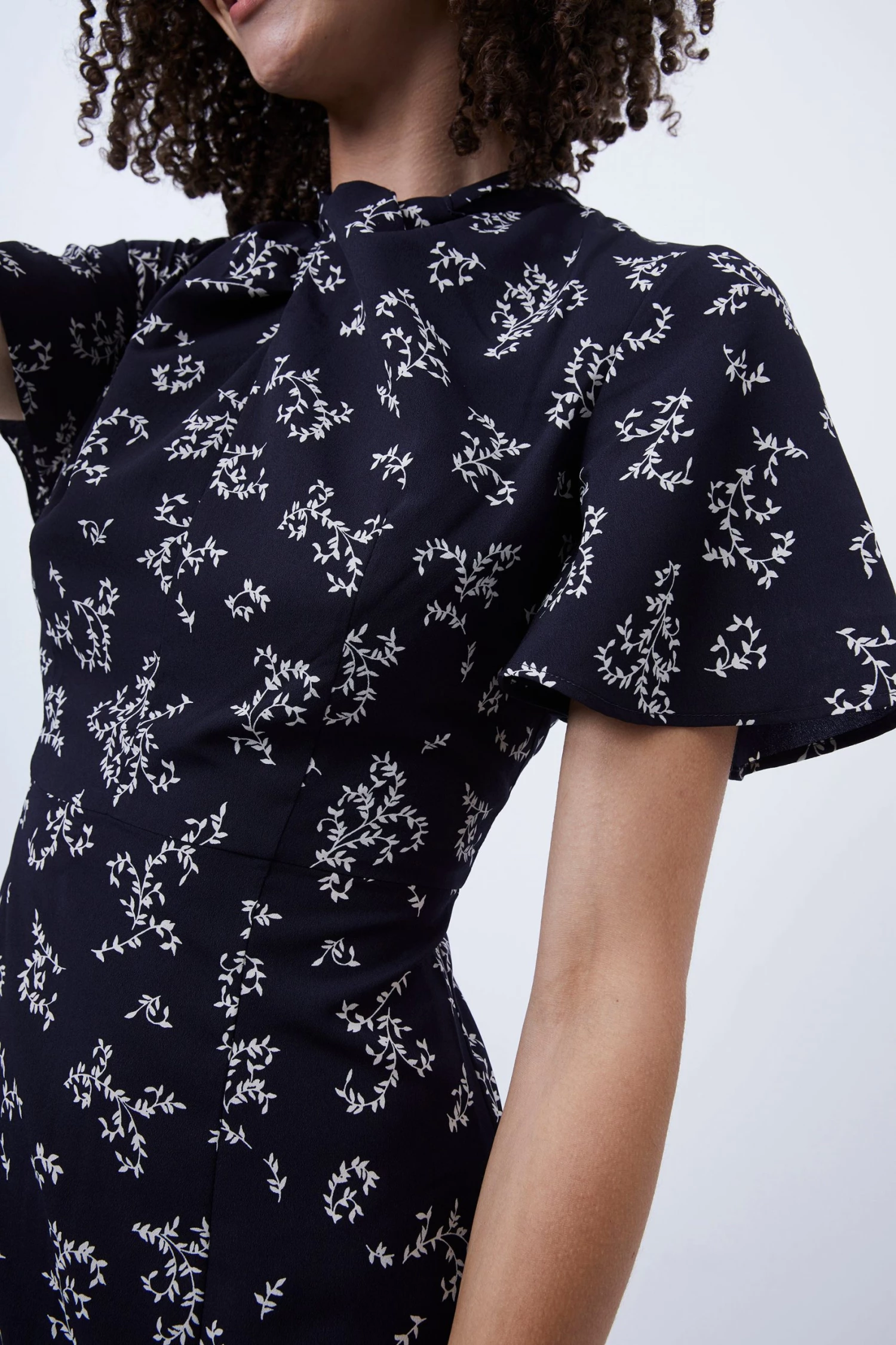 French Connection Sale Ansa Bruna Crepe Twist Neck Dress 5 French Connection Sale Ansa Bruna Crepe Twist Neck Dress