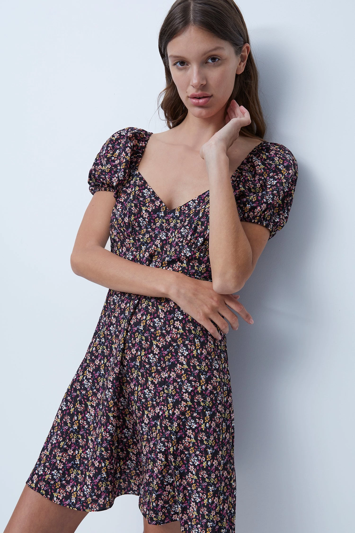 French Connection Bienvia Puff Sleeve Mini Dress Last Chance To Buy 3 French Connection Bienvia Puff Sleeve Mini Dress Last Chance To Buy