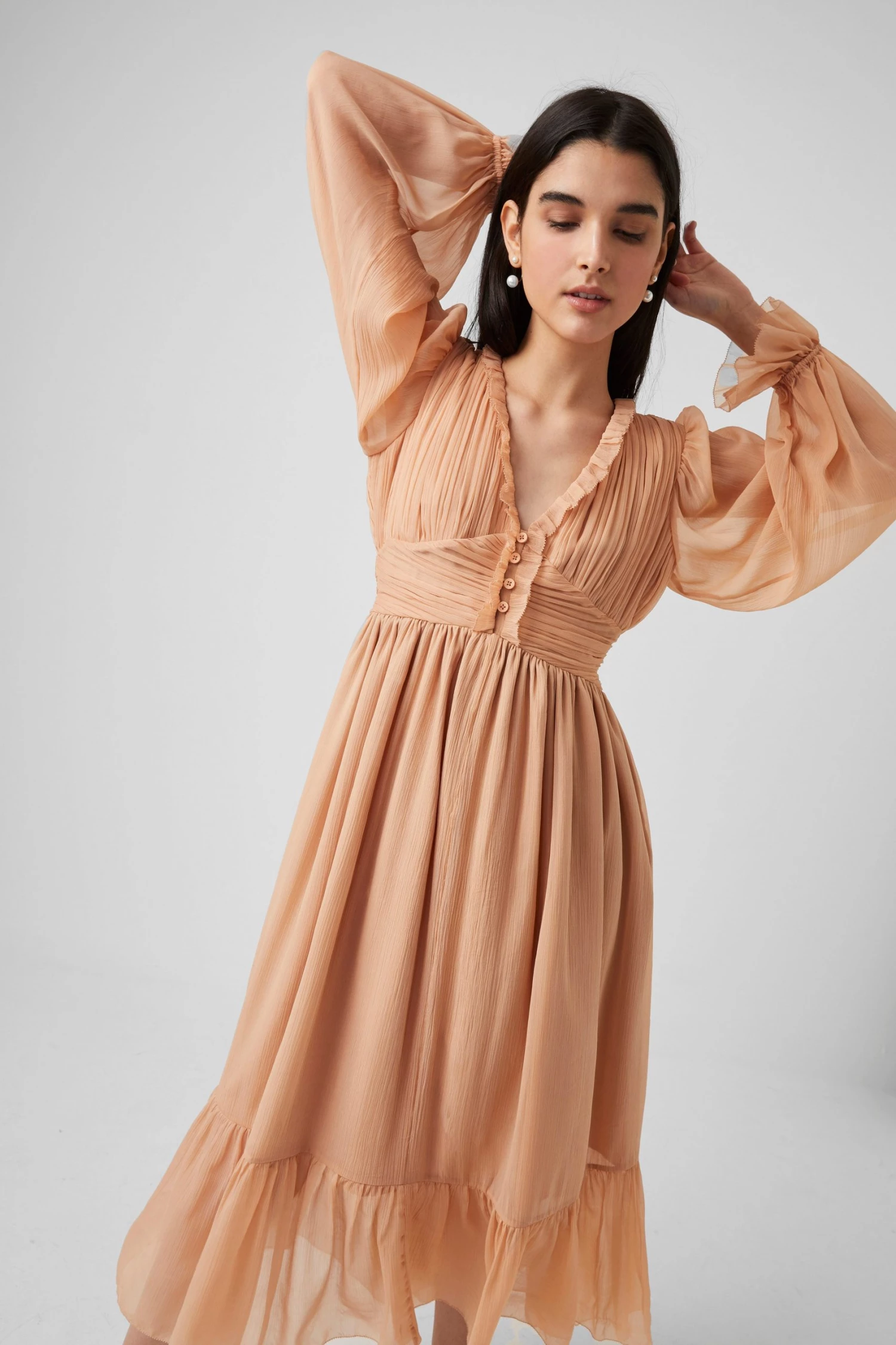 French Connection Alita Pleated Recycled V-Neck Midi Dress 8 French Connection Alita Pleated Recycled V-Neck Midi Dress