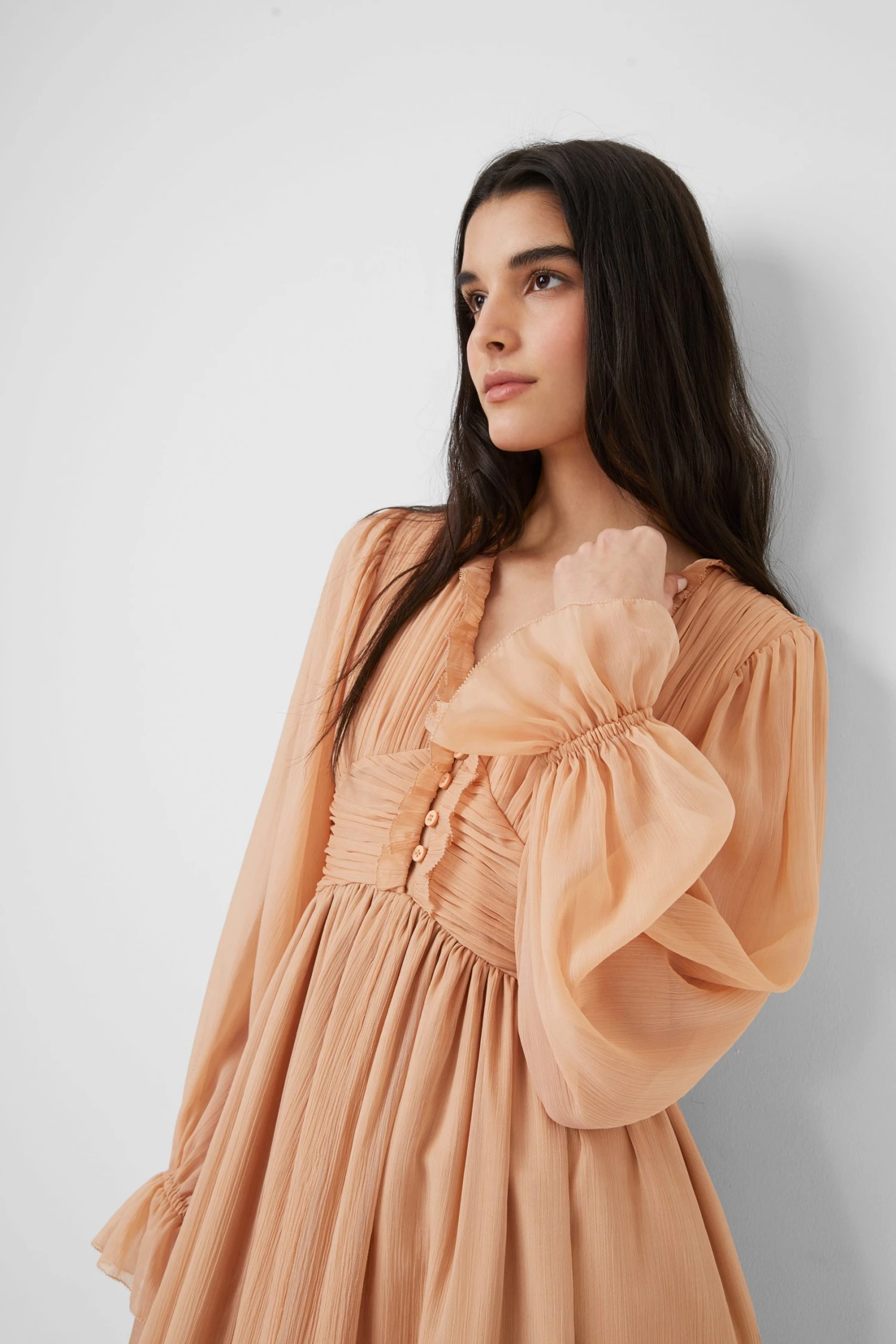 French Connection Alita Pleated Recycled V-Neck Midi Dress 9 French Connection Alita Pleated Recycled V-Neck Midi Dress