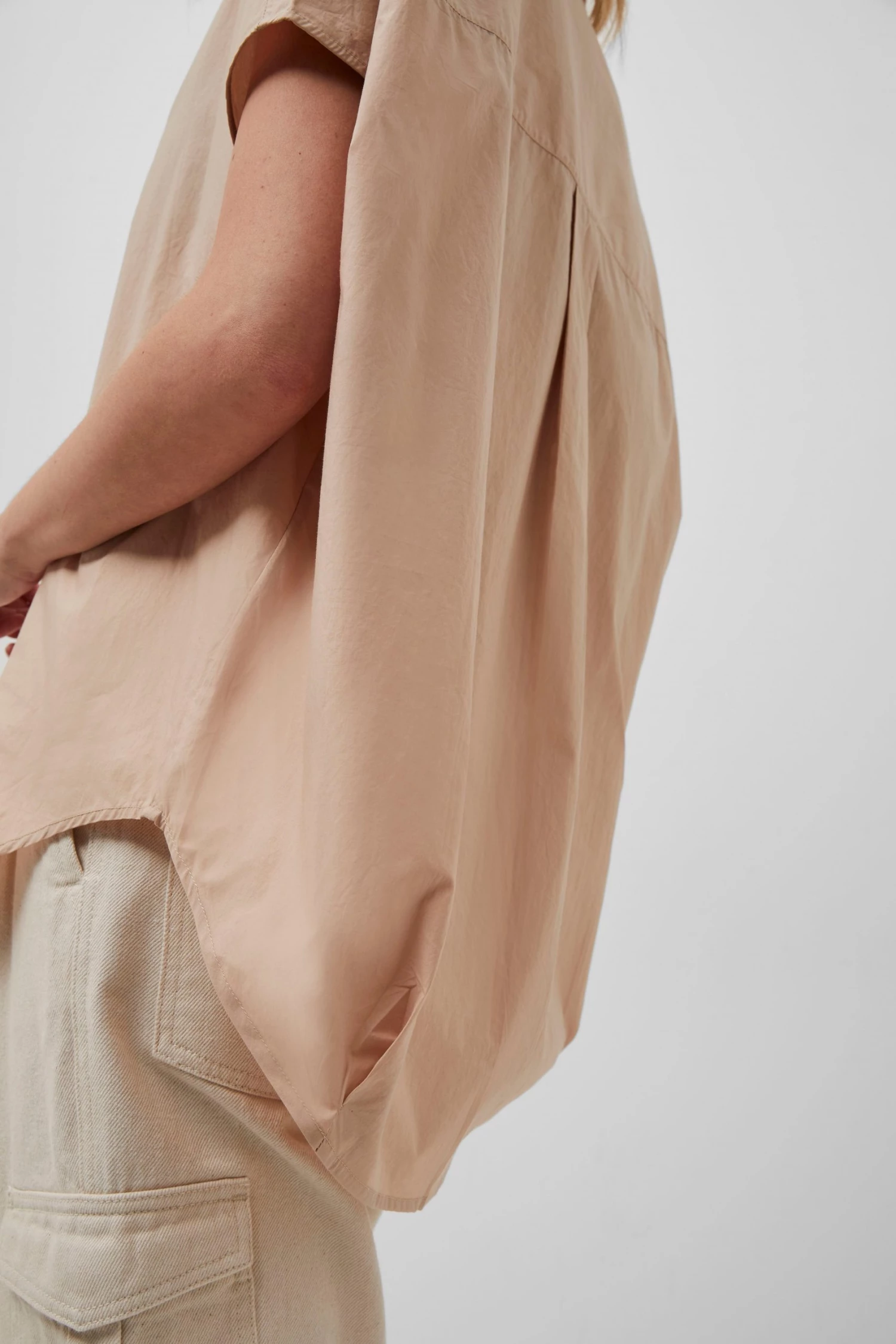 French Connection Cele Rhodes Poplin Short-Sleeved Shirt 5 French Connection Cele Rhodes Poplin Short-Sleeved Shirt