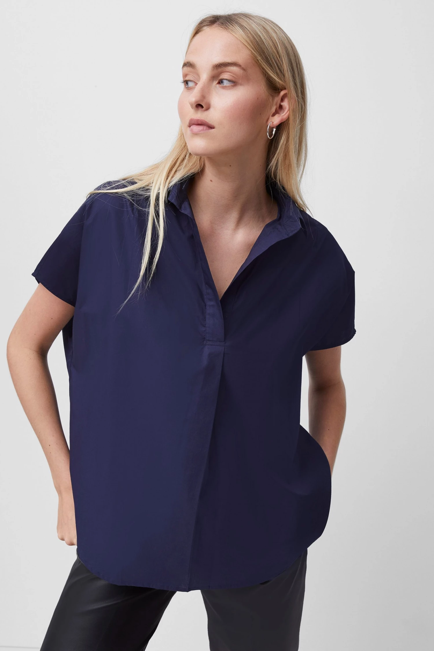French Connection Cele Rhodes Poplin Short-Sleeved Shirt 3 French Connection Cele Rhodes Poplin Short-Sleeved Shirt