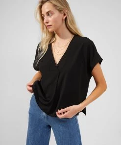 French Connection Tops Crepe Light Short-Sleeve V-Neck Top