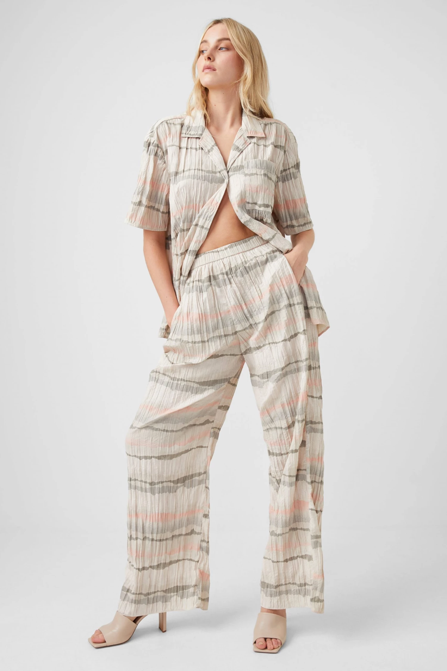 French Connection Hope Crinkle Trouser 3 French Connection Hope Crinkle Trouser