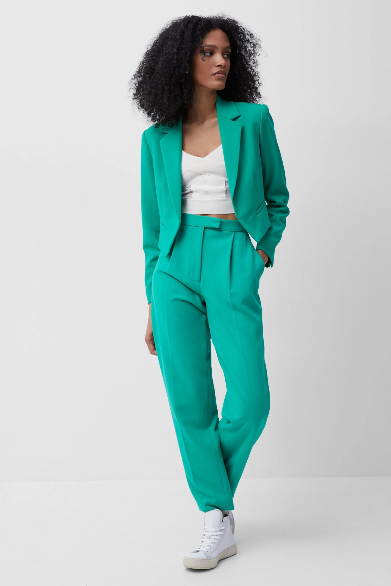 French Connection Sale Indi Whisper Ruth Cropped Blazer 5 French Connection Sale Indi Whisper Ruth Cropped Blazer