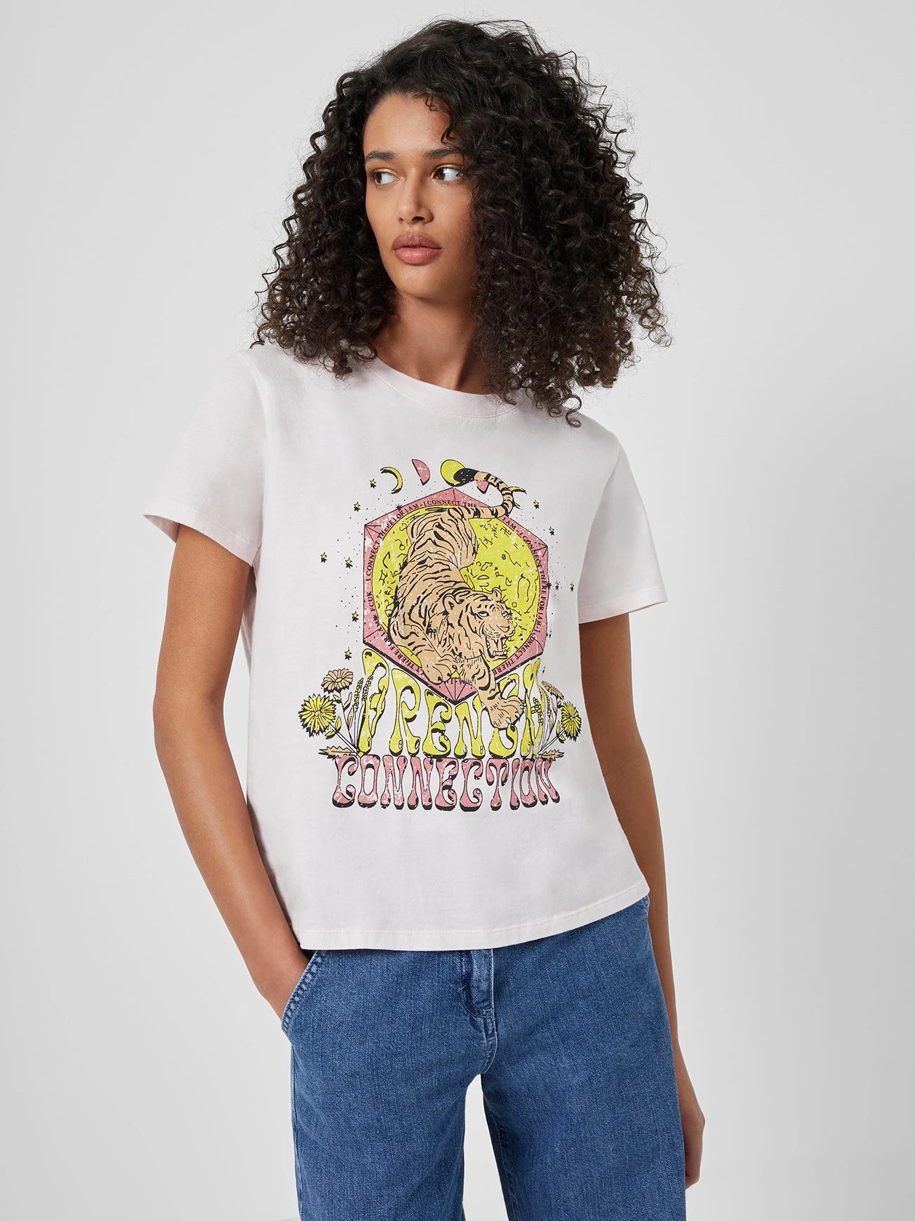 French Connection New In Tiger Organic Graphic Boyfit T-Shirt 3 French Connection New In Tiger Organic Graphic Boyfit T-Shirt