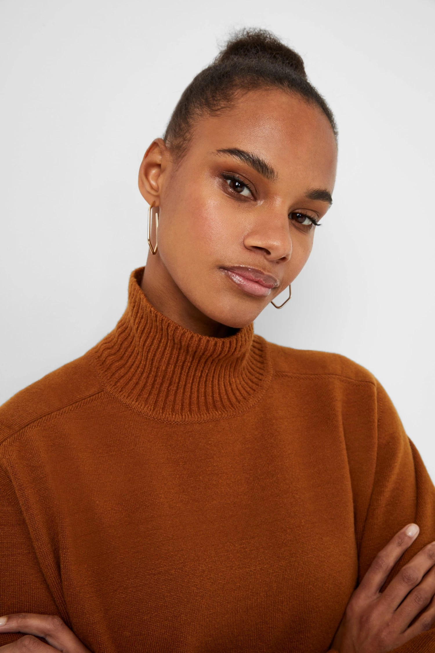 French Connection Sale Millia Milano Vhari High Neck Jumper 4 French Connection Sale Millia Milano Vhari High Neck Jumper