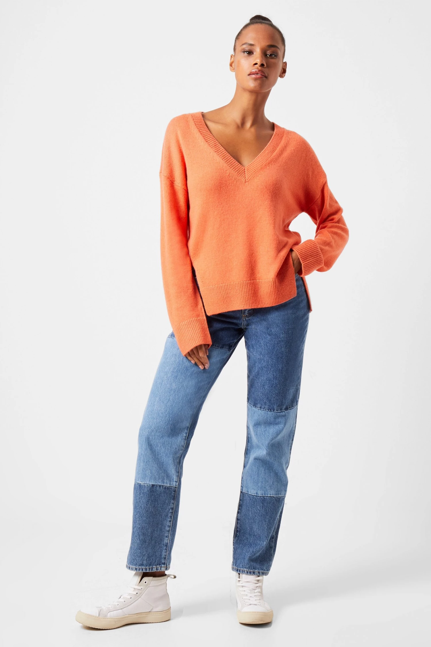 French Connection Sale Josi Cashmere Blend V-Neck Jumper 4 French Connection Sale Josi Cashmere Blend V-Neck Jumper