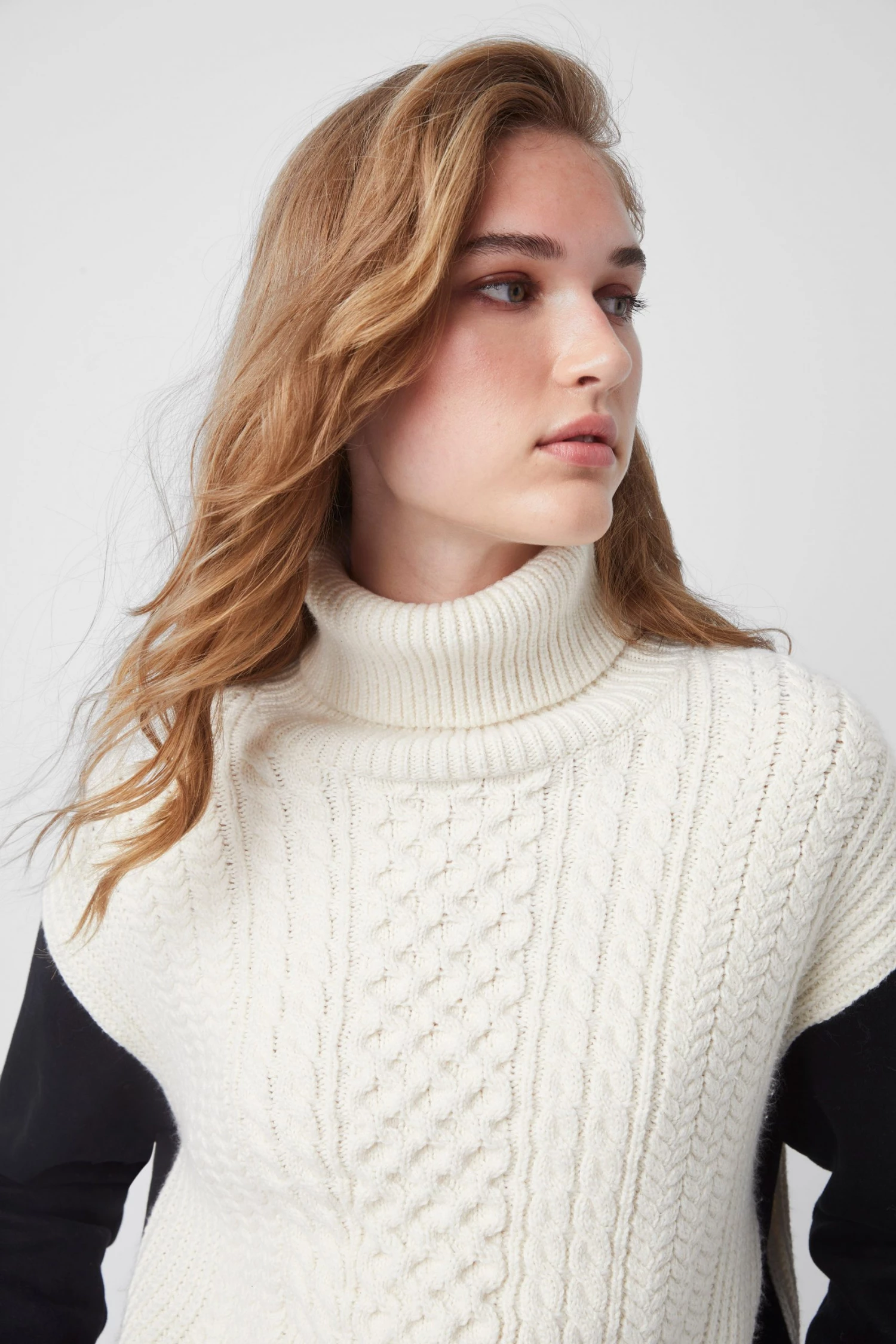 French Connection Soraya Cable Hybrid Knit Jumper 5 French Connection Soraya Cable Hybrid Knit Jumper